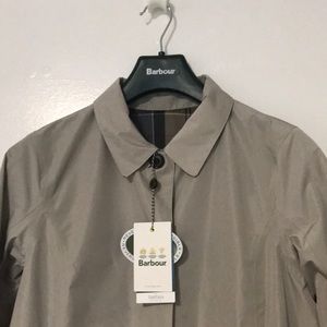 Barbour short waterproof reversible trench, clay colour, size 10US